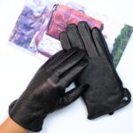 Găng được bo thun ôm mọi dáng tay dễ dàng sử dụng và phối đồ