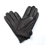 Thiết kế khoa học với bo thun ôm tay cùng các đường may dấu mép tinh tế