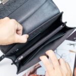Nội thất thoải mái với không gian để đồ rộng rãi cùng các ngăn được bố trí khoa học