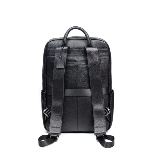 Dây đeo da bò kết hợp vải dù siêu chắc chắn đảm bảo độ bền vượt trội khi sử dụng hàng ngày