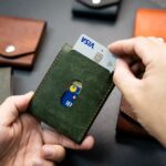 Ngăn thẻ phụ tiện lợi phù hợp để thẻ thường xuyên sử dụng